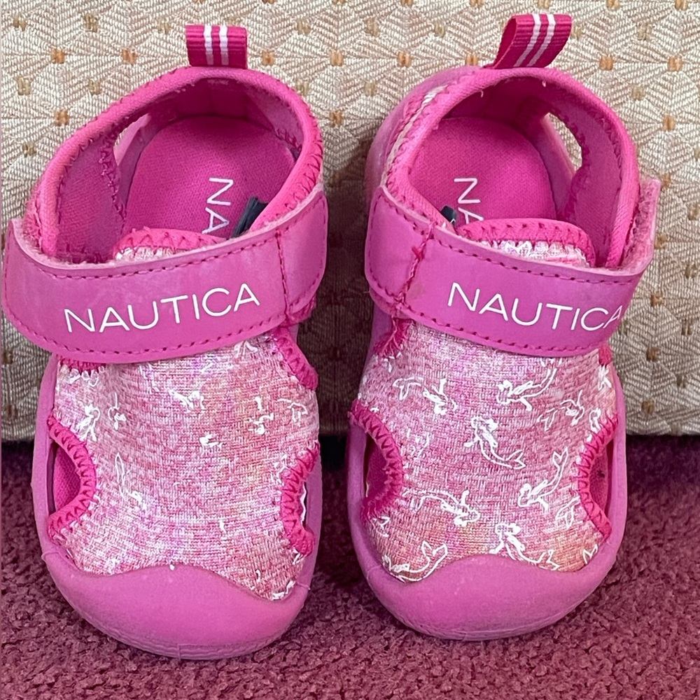 Nautica toddler water shoe size 3